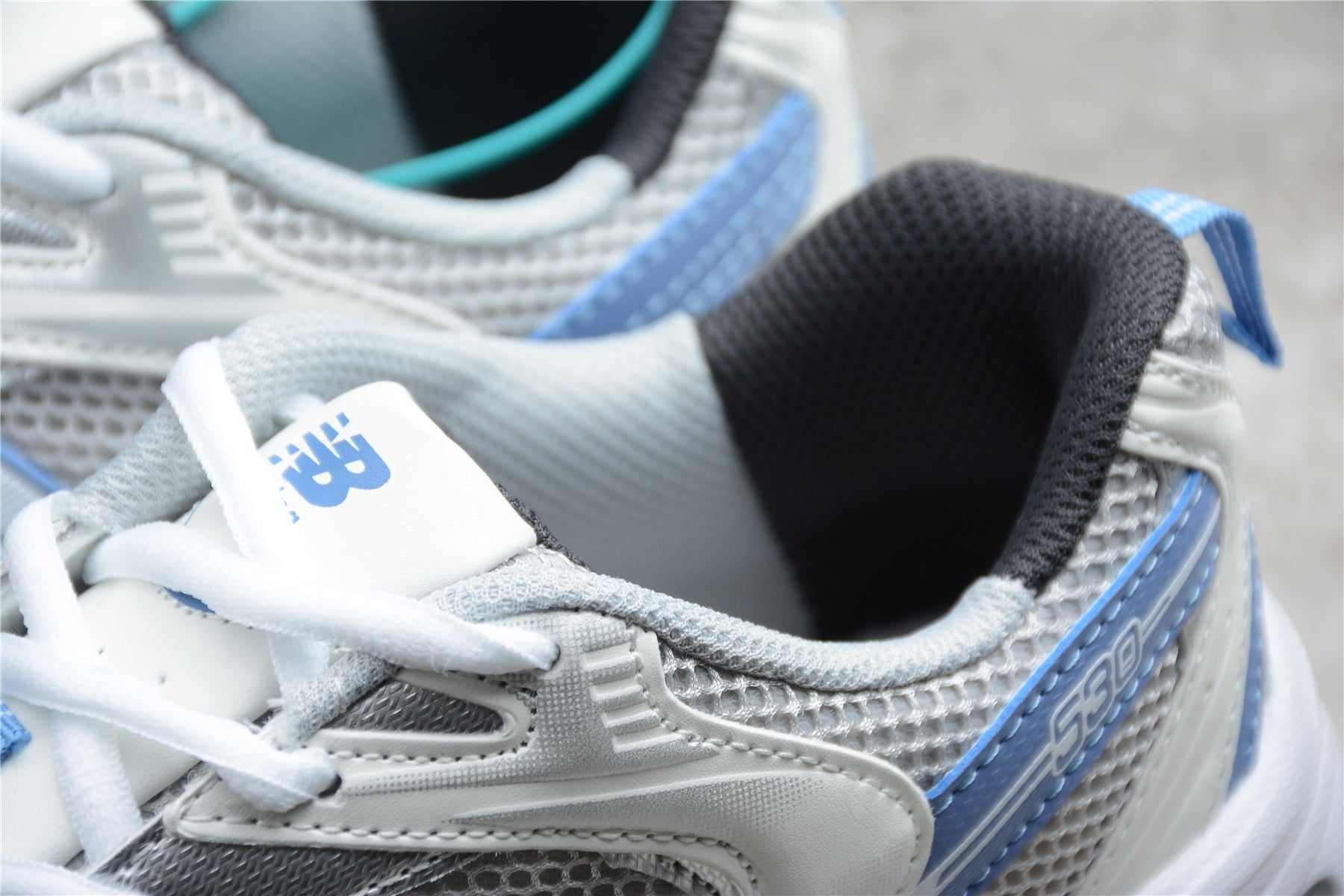 New Balance 530 White / Blue
