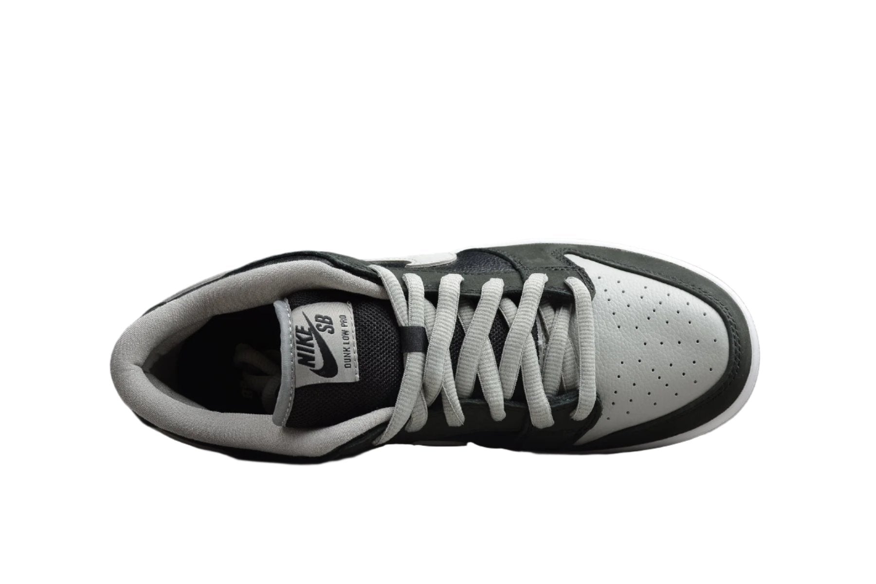 Nike Dunk Low SB Black / White