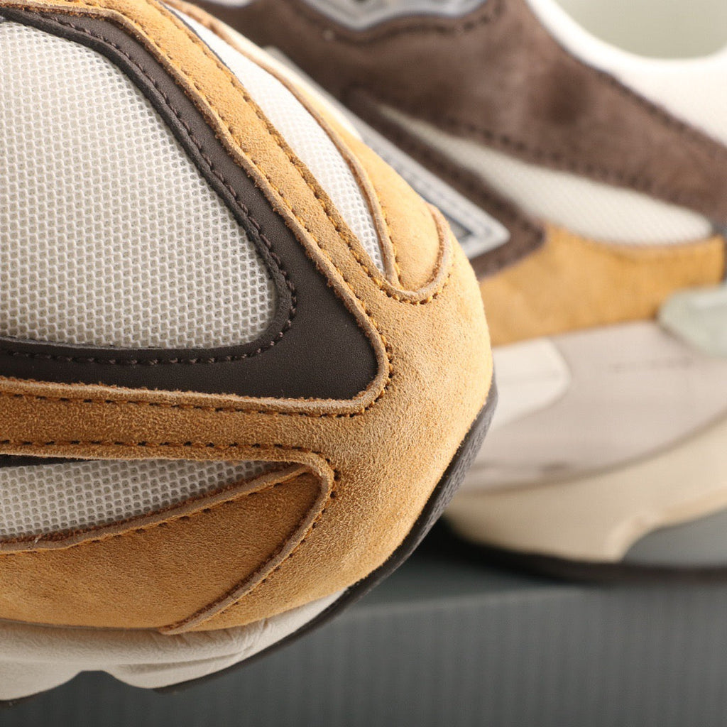 New Balance 9060 Workwear