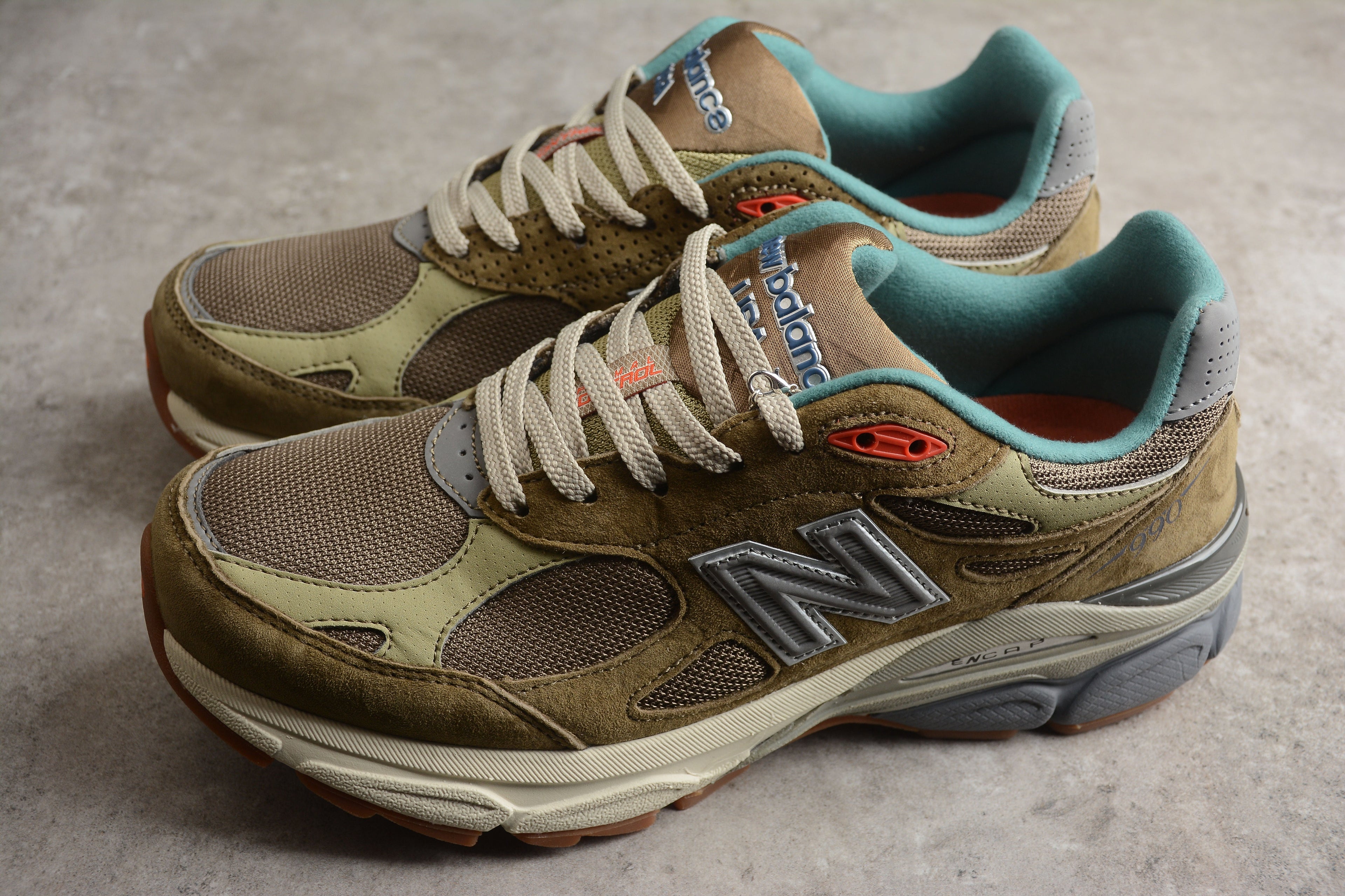 New Balance V3 990 Red