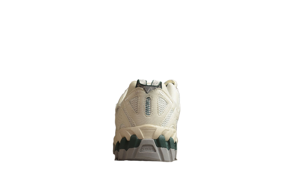 New Balance 610T Beige