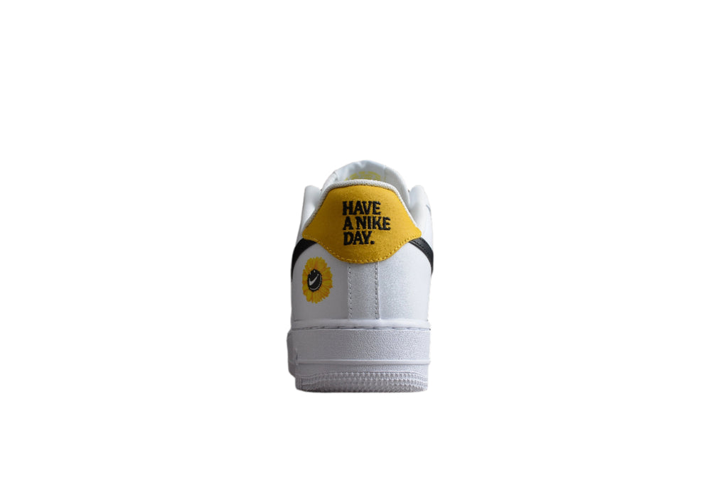 Nike Air Force One White / Black / Yellow