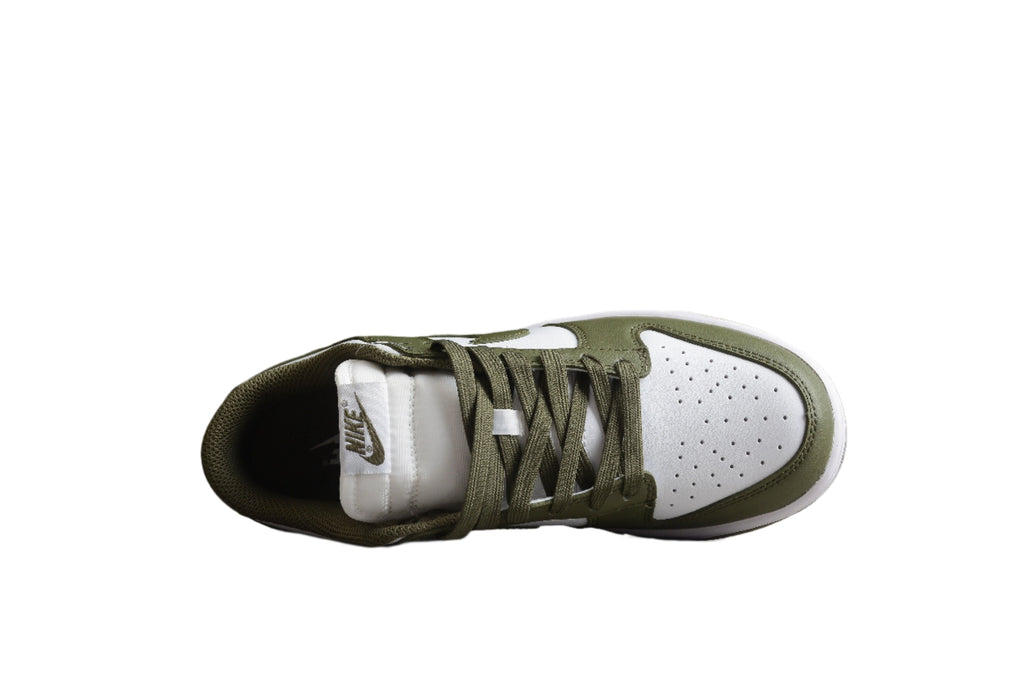 Nike Dunk Low SB Olive