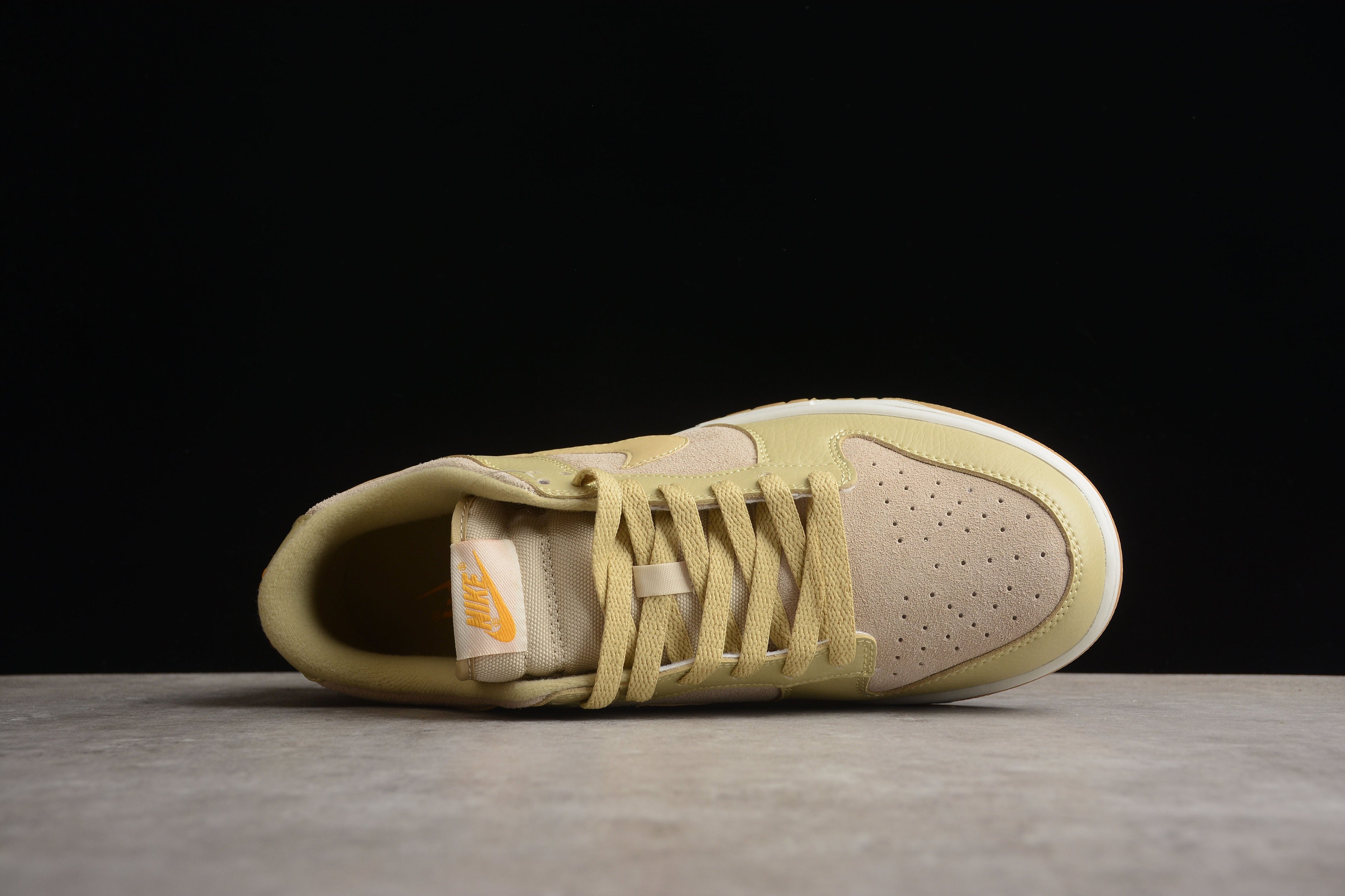Nike Dunk Low SB Khaki / Yellow