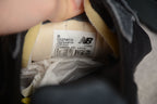 New Balance 327 Black