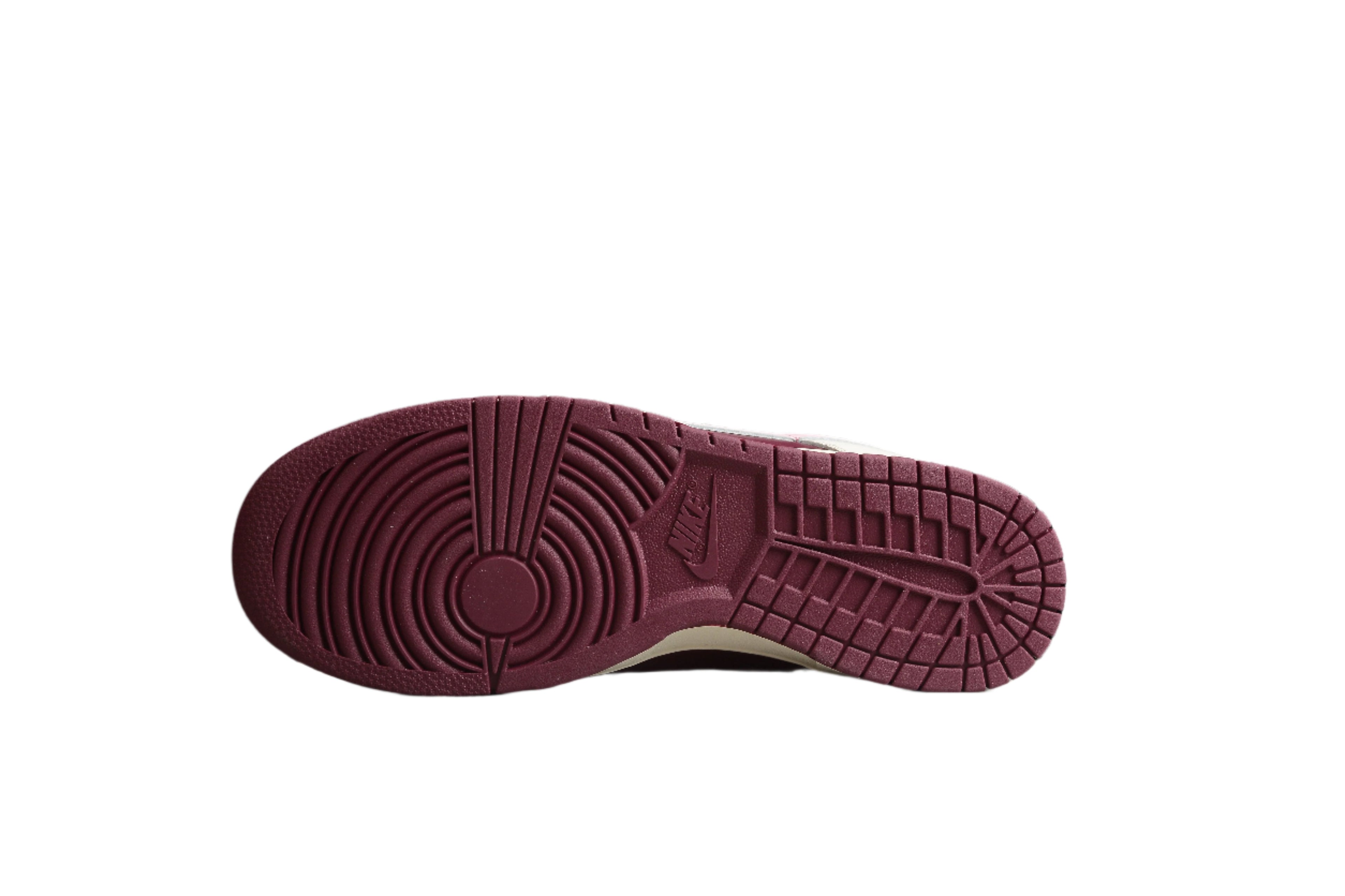 Nike Dunk Low  SB White / Burgundy / Pink