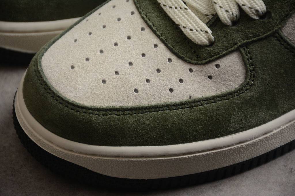 Nike Air Force One Dark Green / Black