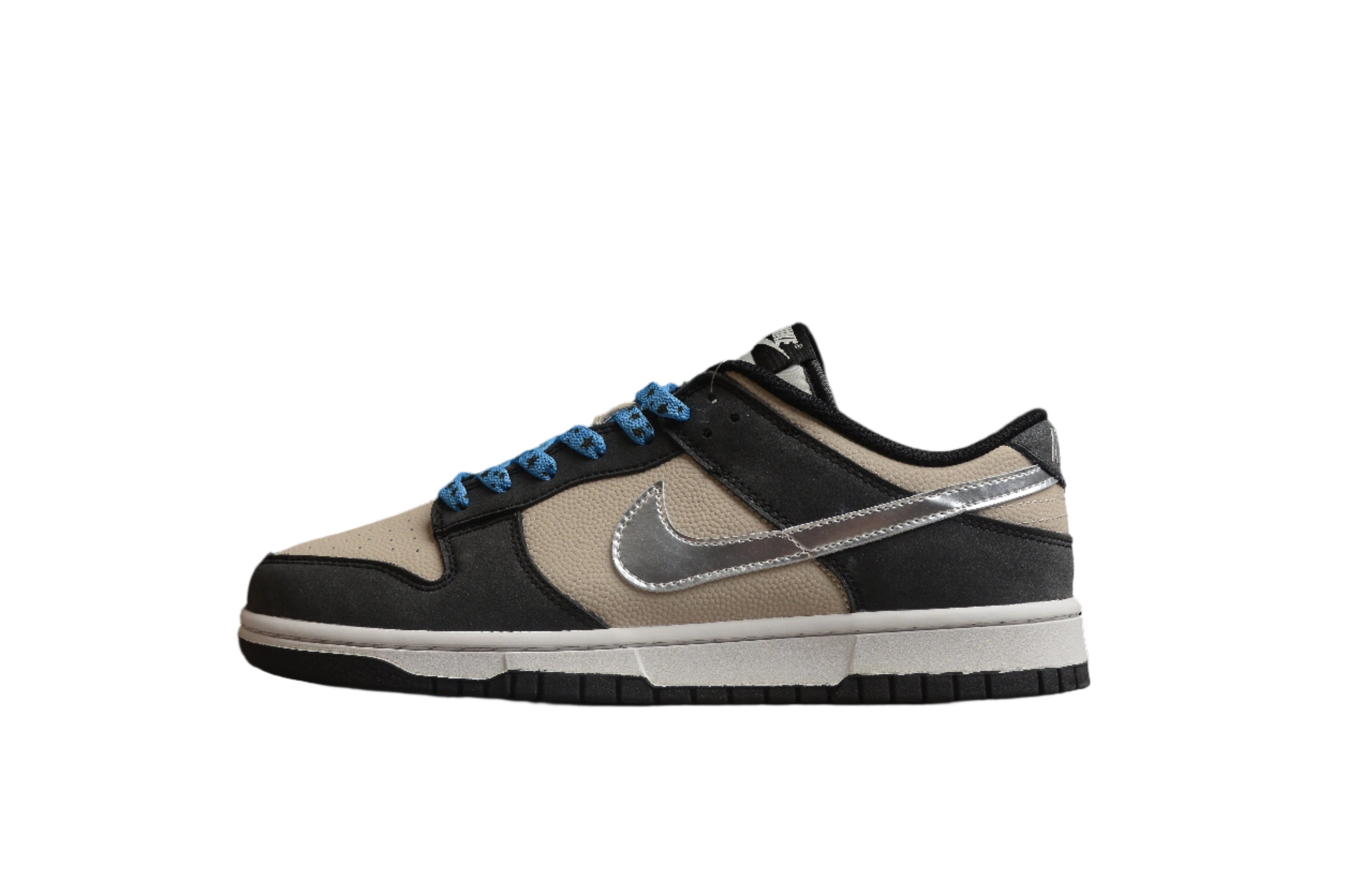 Nike Dunk Low SB Cream / Black / Silver
