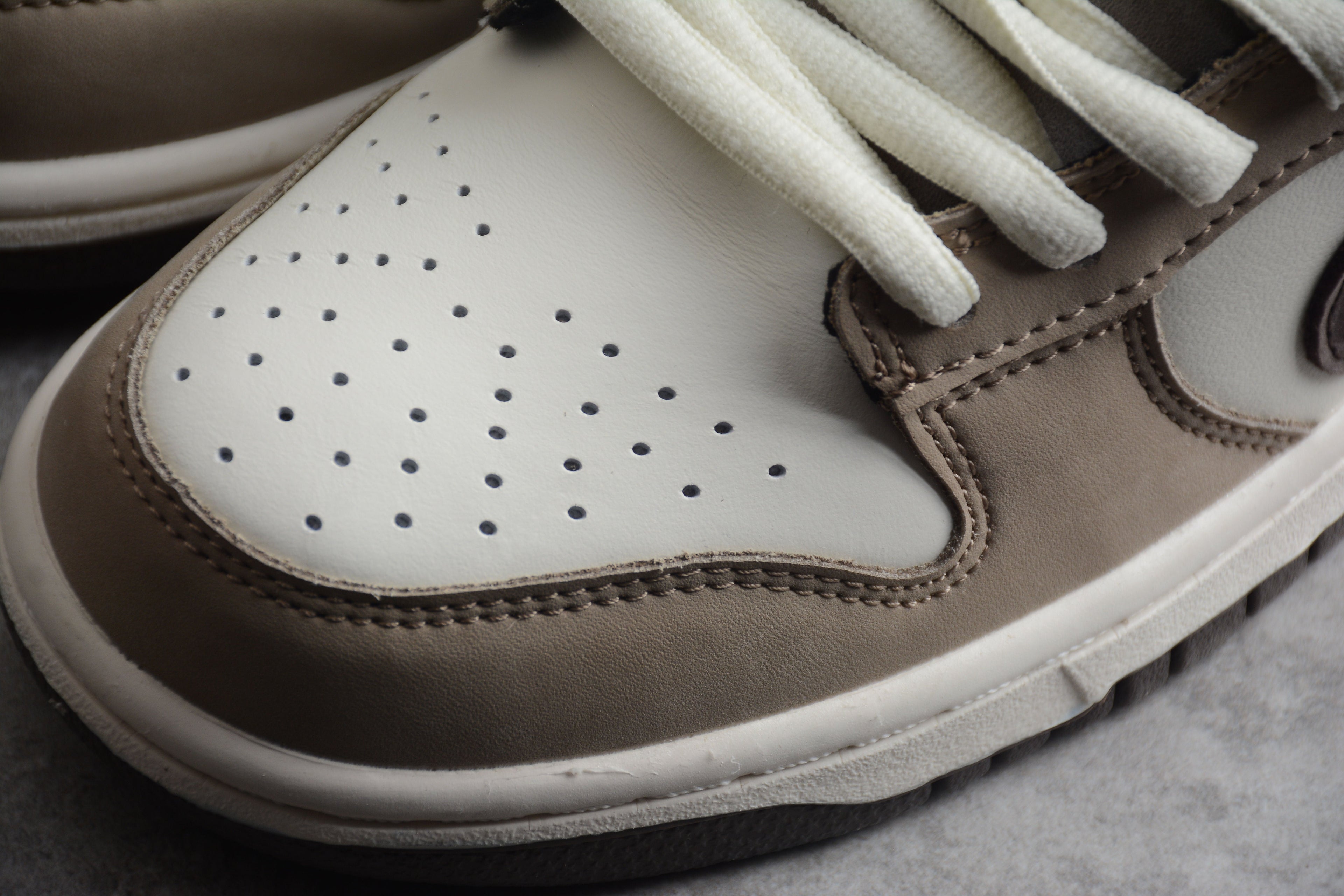 Nike Dunk Low SB Diffused Taupe