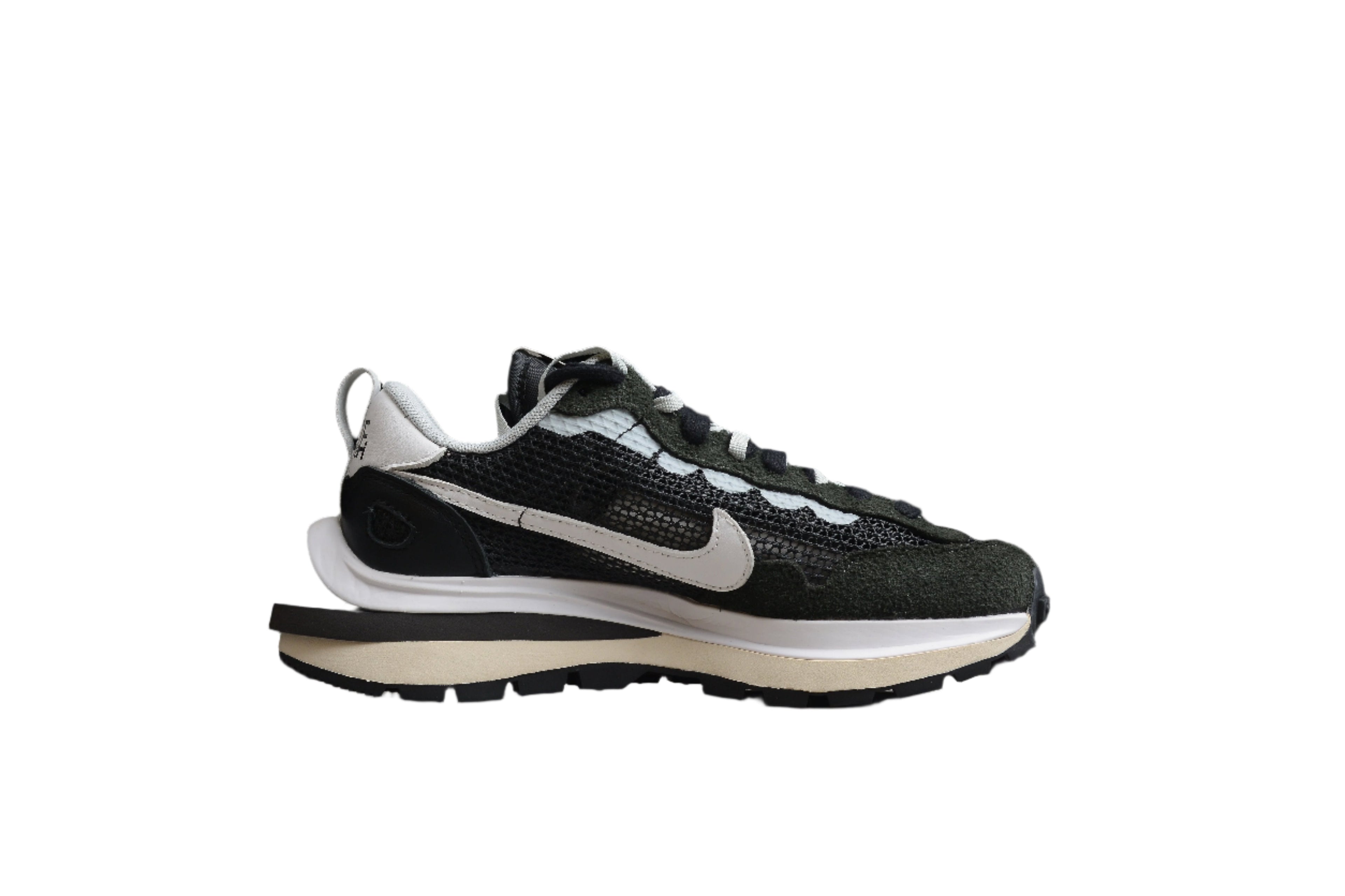 Nike x sacai VaporWaffle Black / White