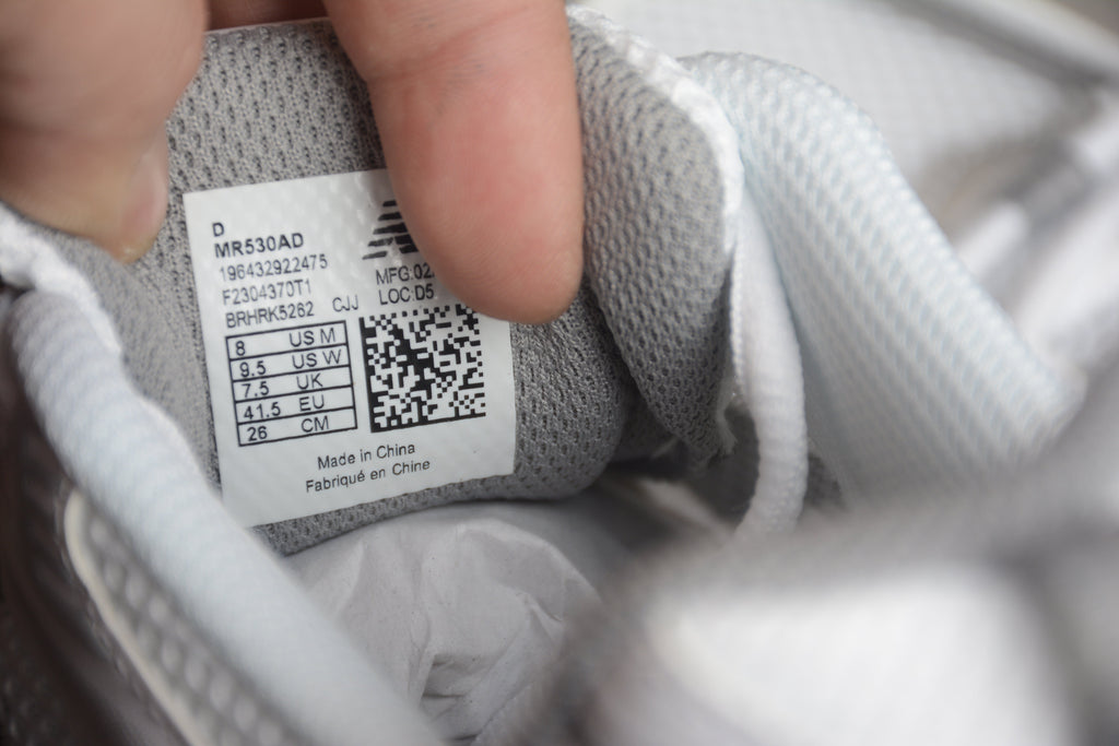 New Balance 530 Off White