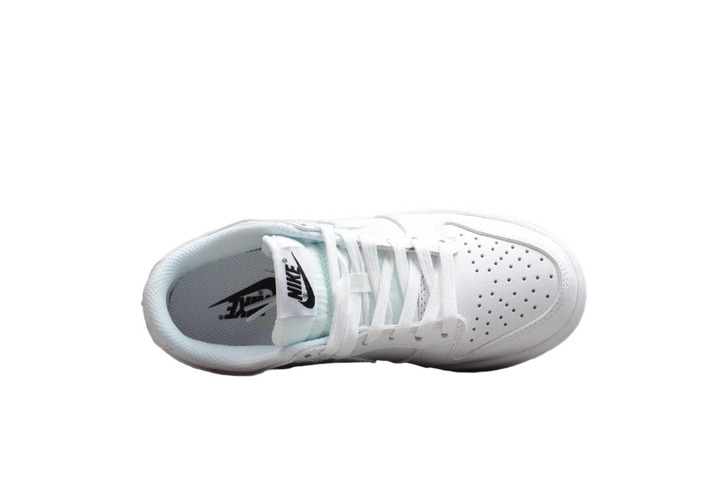 Nike Dunk Low  SB White