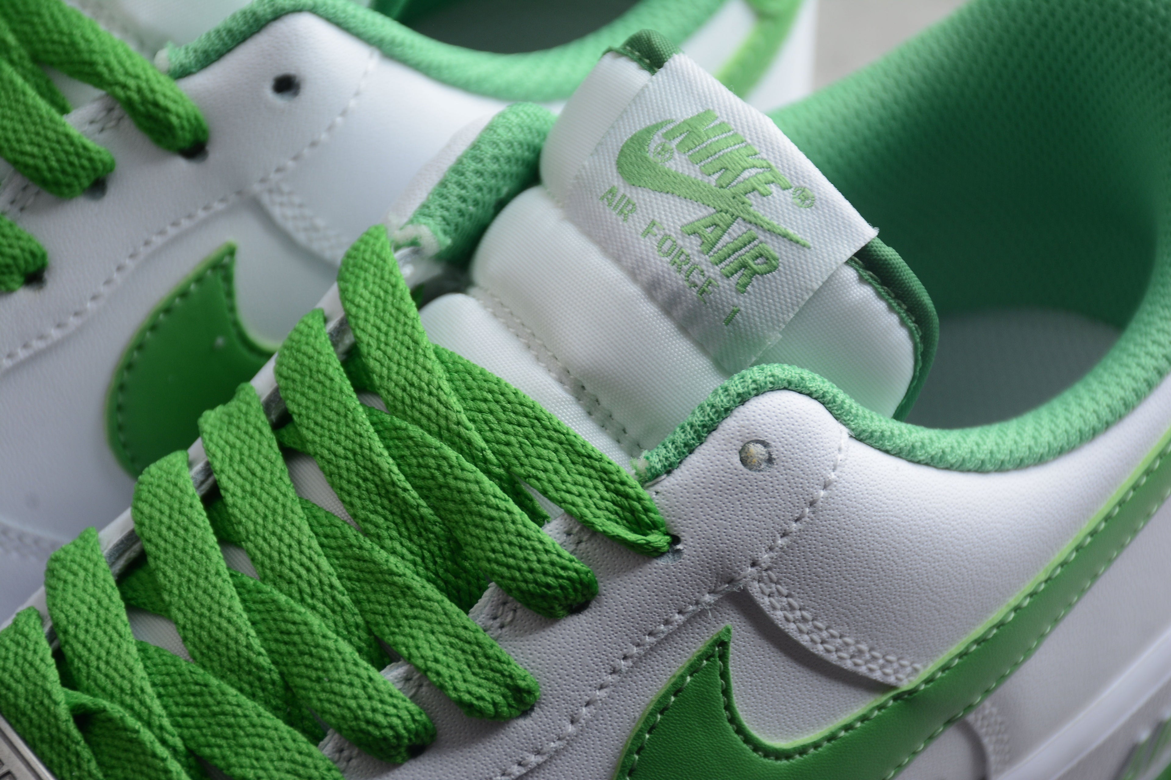Nike Air Force One White / Green