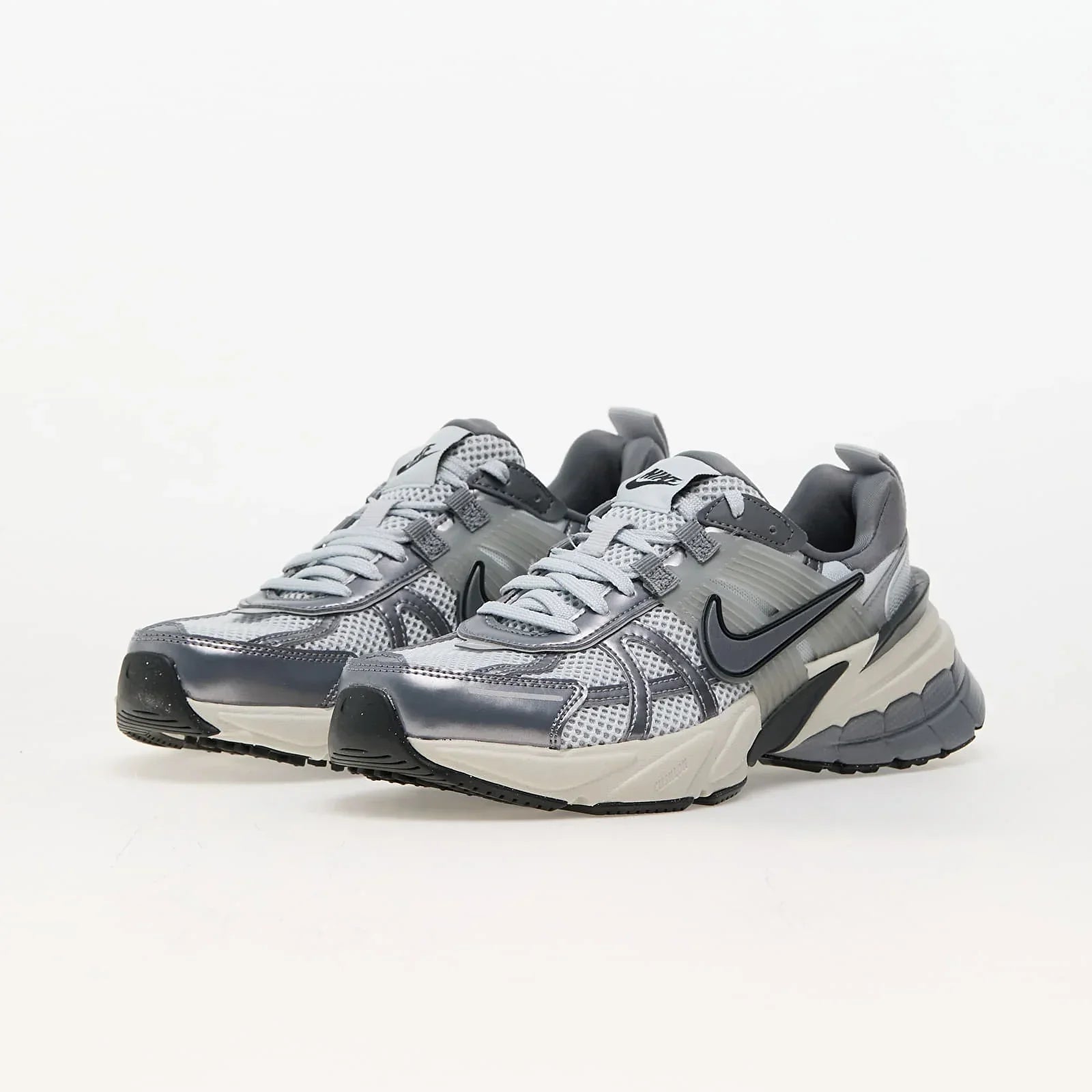 Nike V2K Run Silver