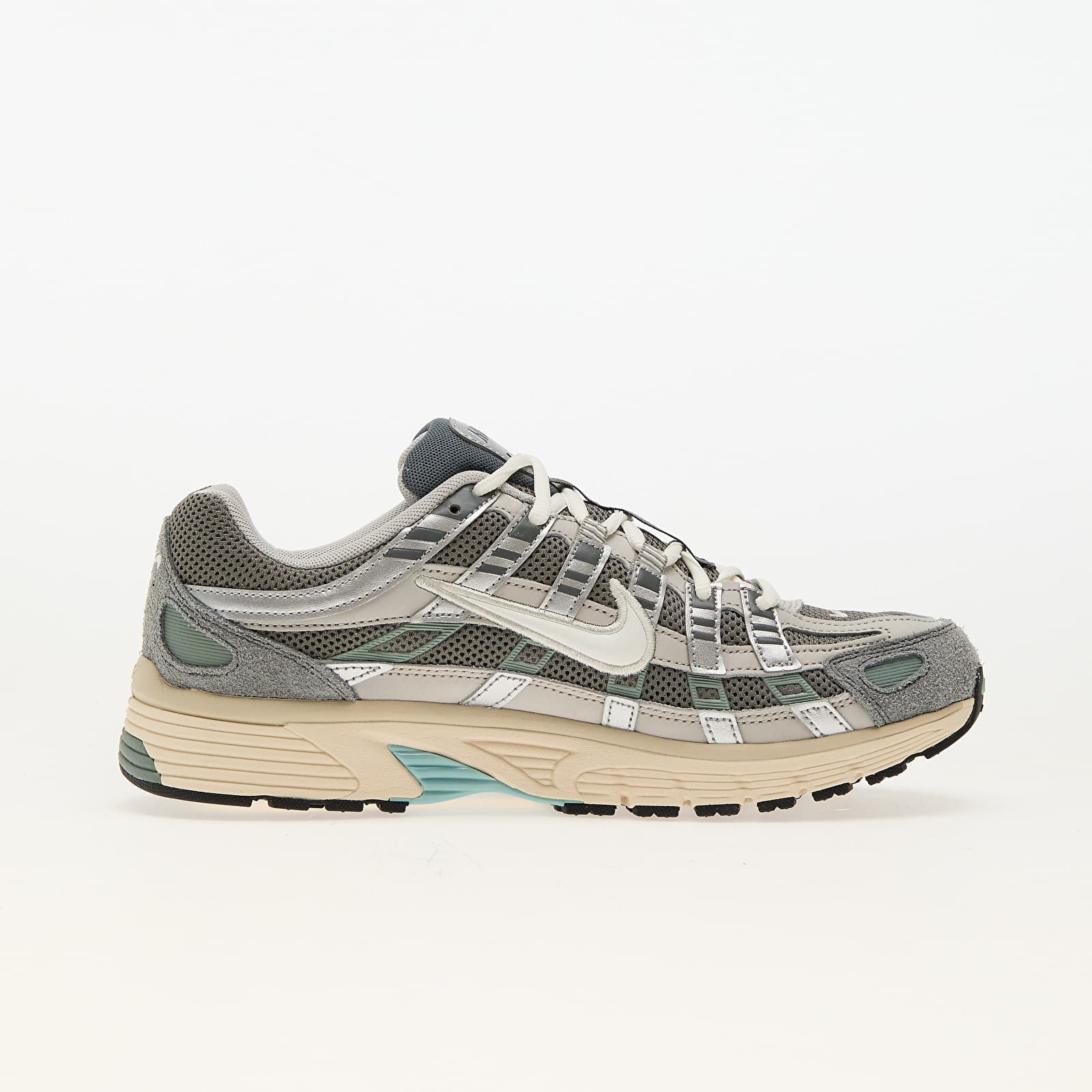 Nike Sportswear P-6000 Metallic Silver / Iron Grey