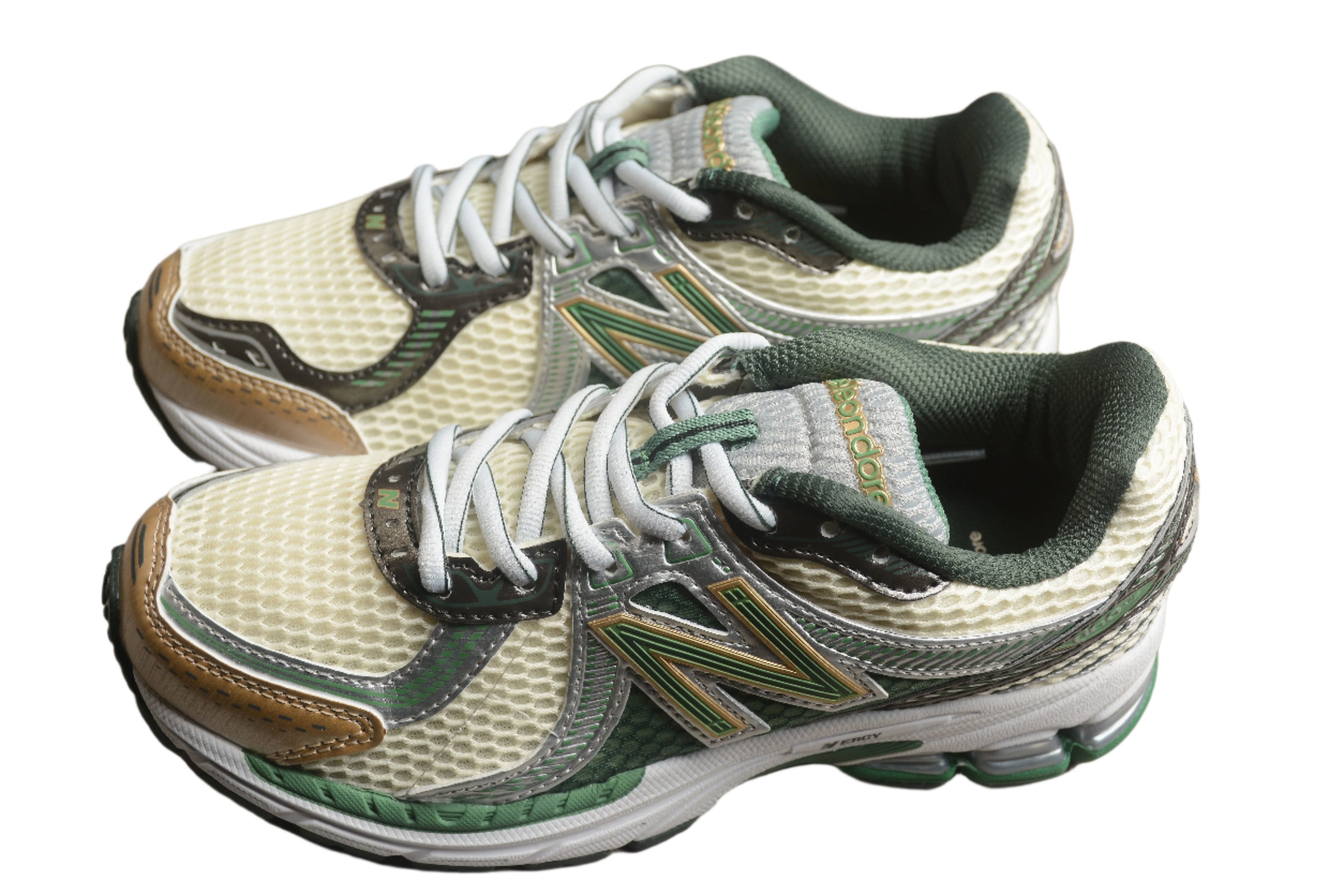 New Balance 860 Beige / Green