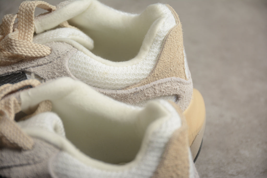 New Balance Warped Runner Sea Salt