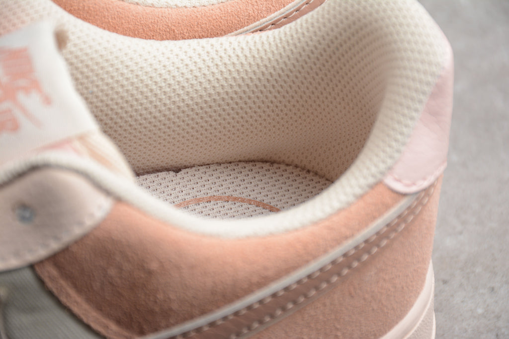 Nike Air Force One Beige / Pink