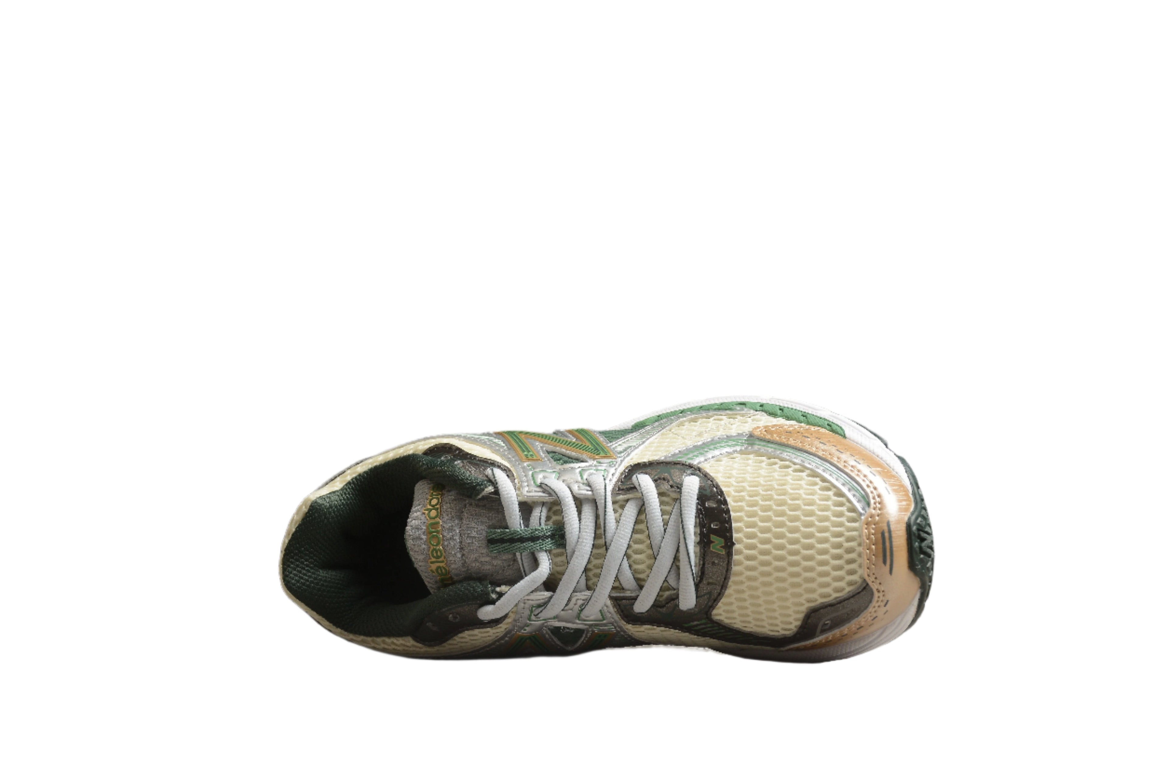 New Balance 860 Beige / Green