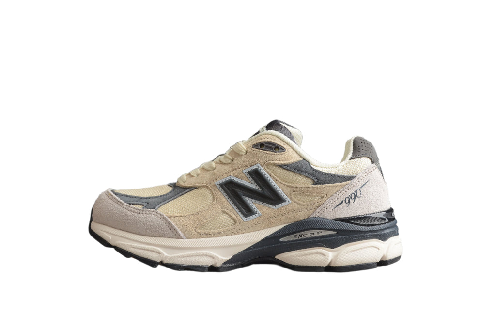 New Balance V3 990 Beige / Black