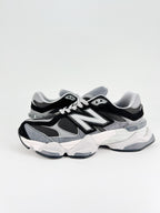New Balance 9060 Grey / Black