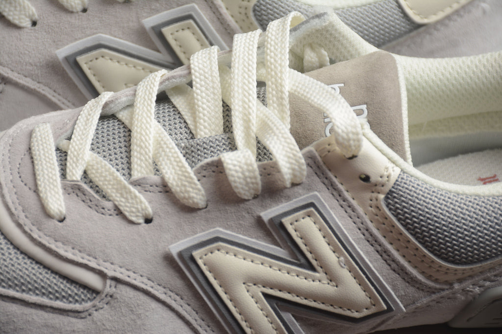 New Balance 574 Beige