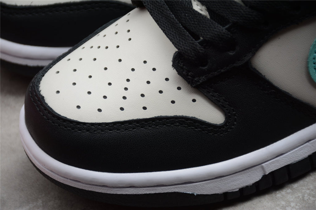 Nike Dunk Low SB Black / Tiffany