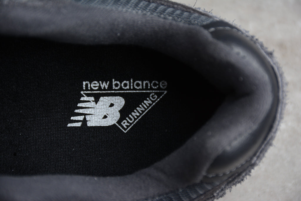 New Balance 2002R Black