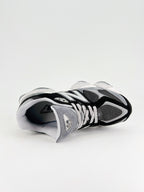 New Balance 9060 Grey / Black