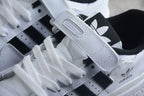 Adidas Forum White / Black