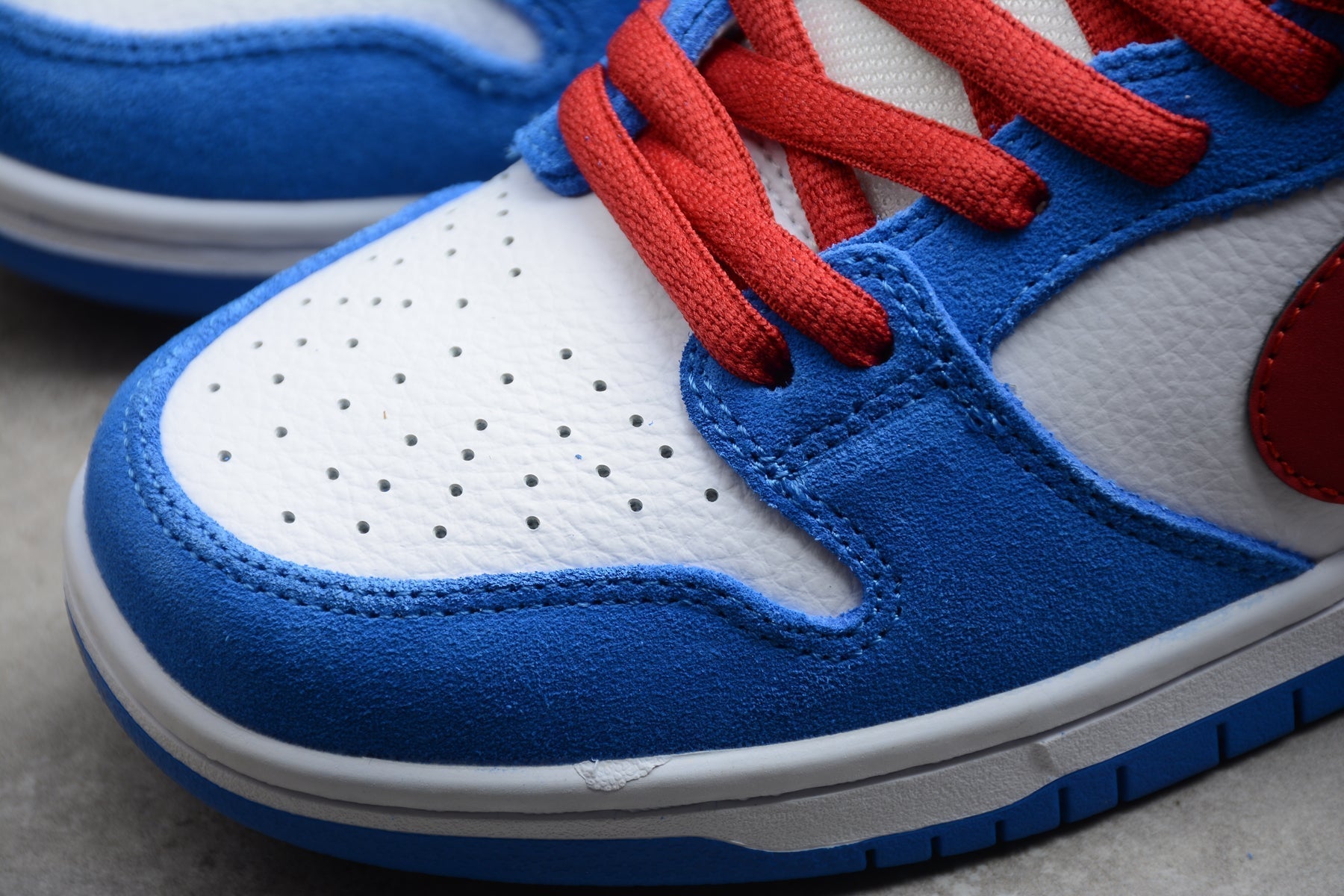 Nike Dunk Low SB Blue / Red