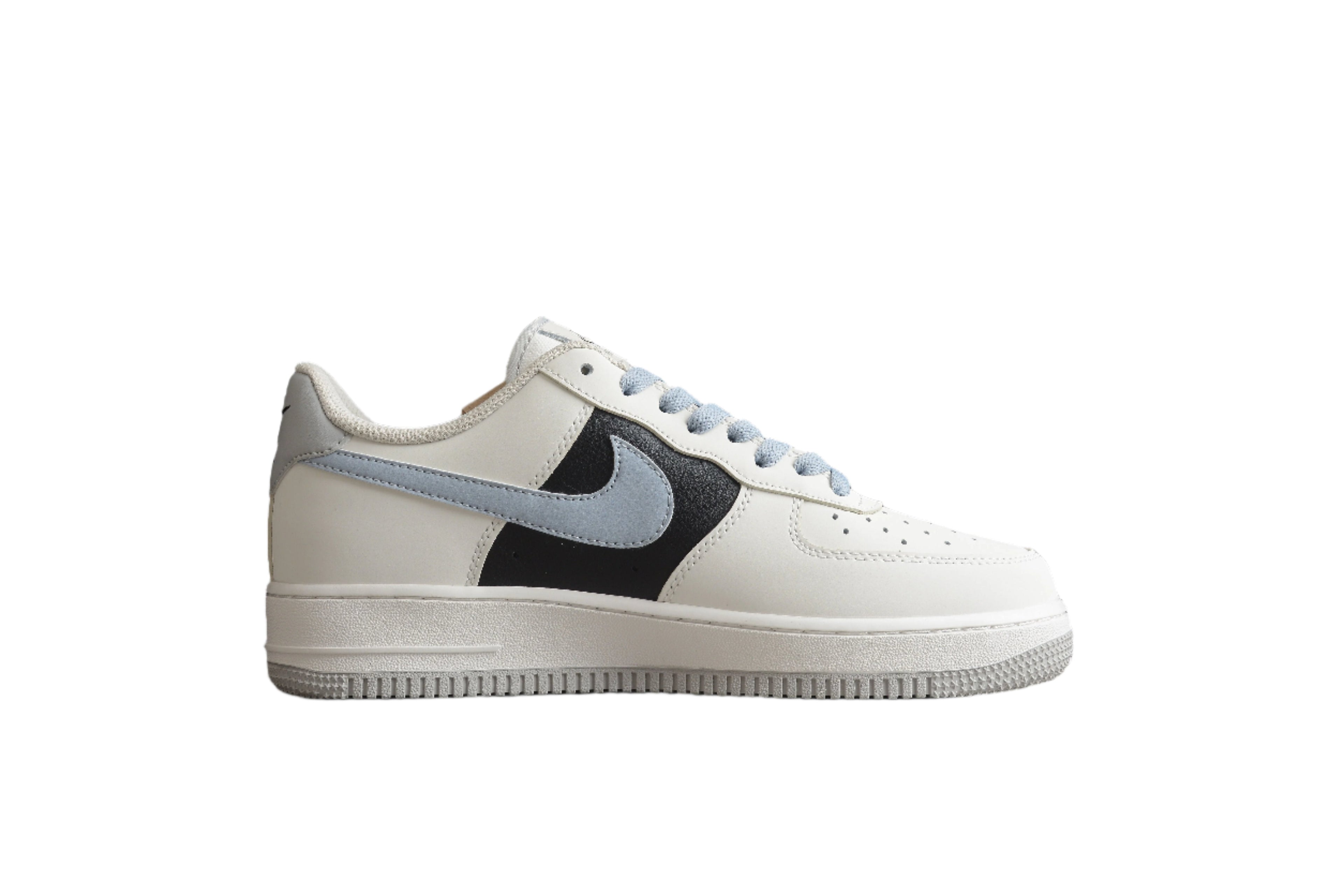 Nike Air Force One White / Black / Light Blue