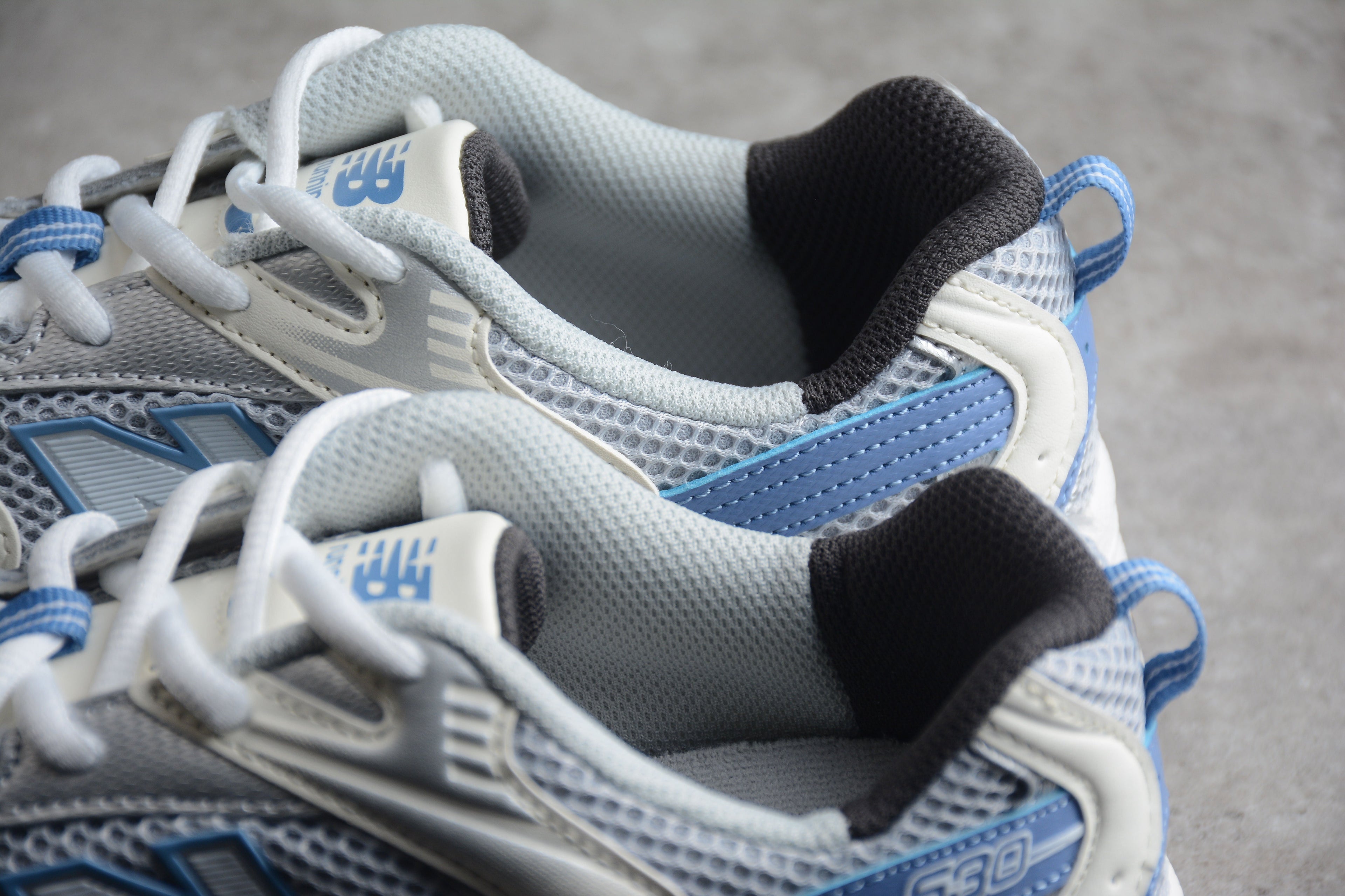 New Balance 530 White / Blue