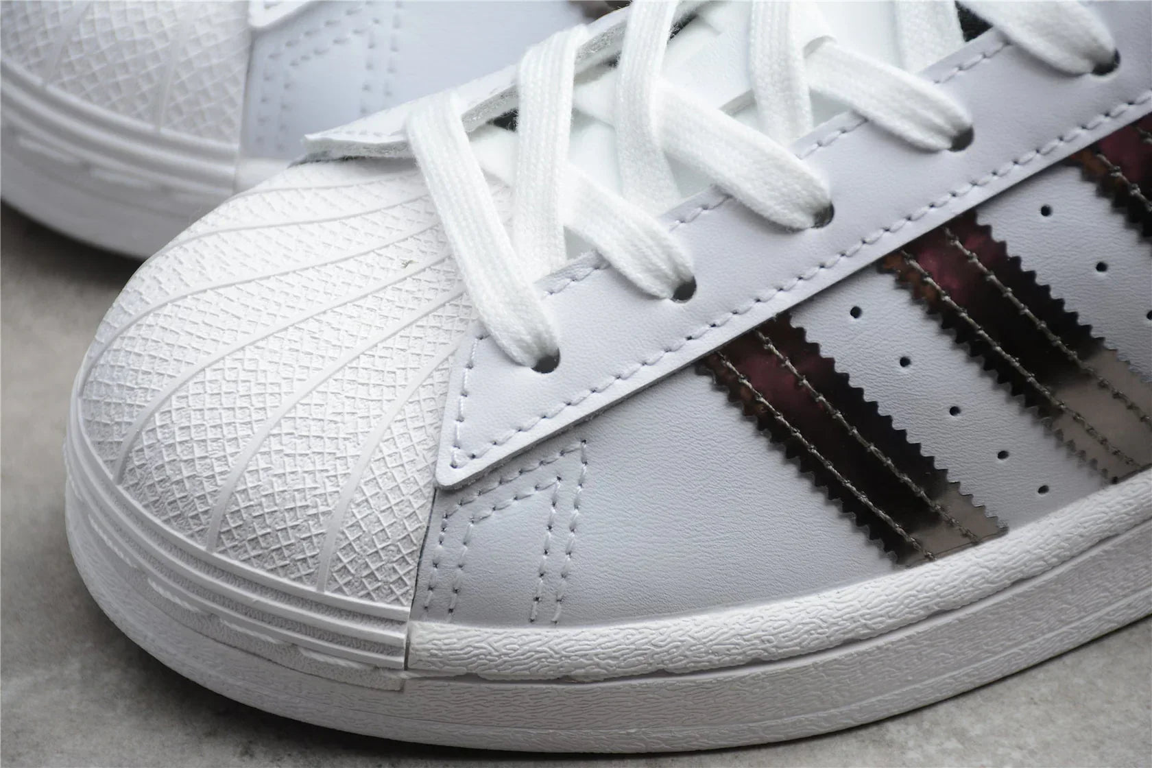 Adidas Superstar White / Silver-Metallic