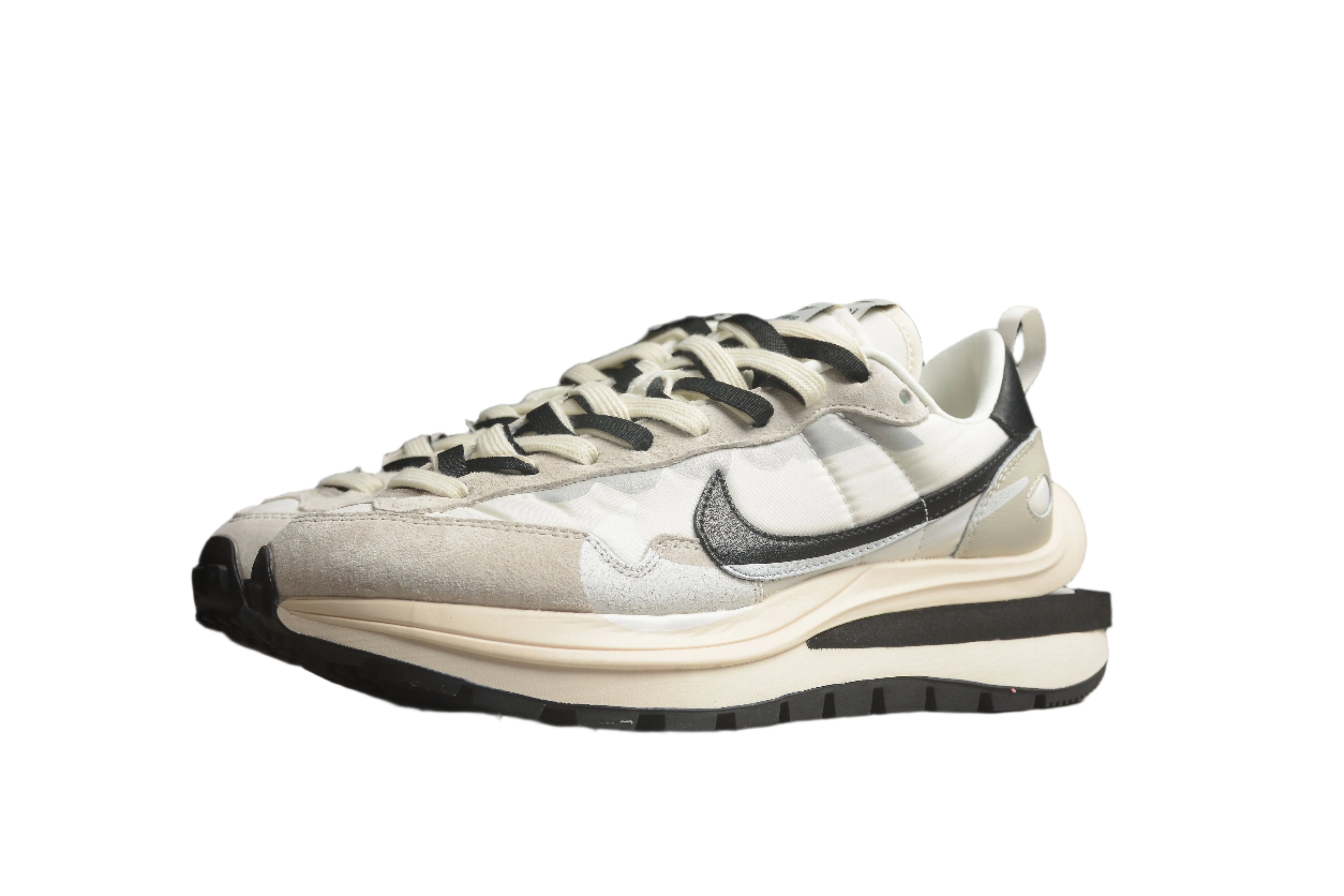 Nike x sacai VaporWaffle White / Black
