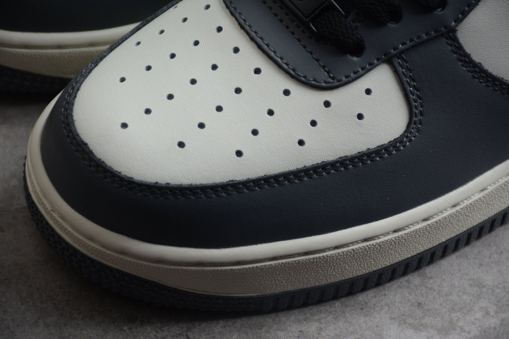 Nike Air Force One Dark Grey / Black