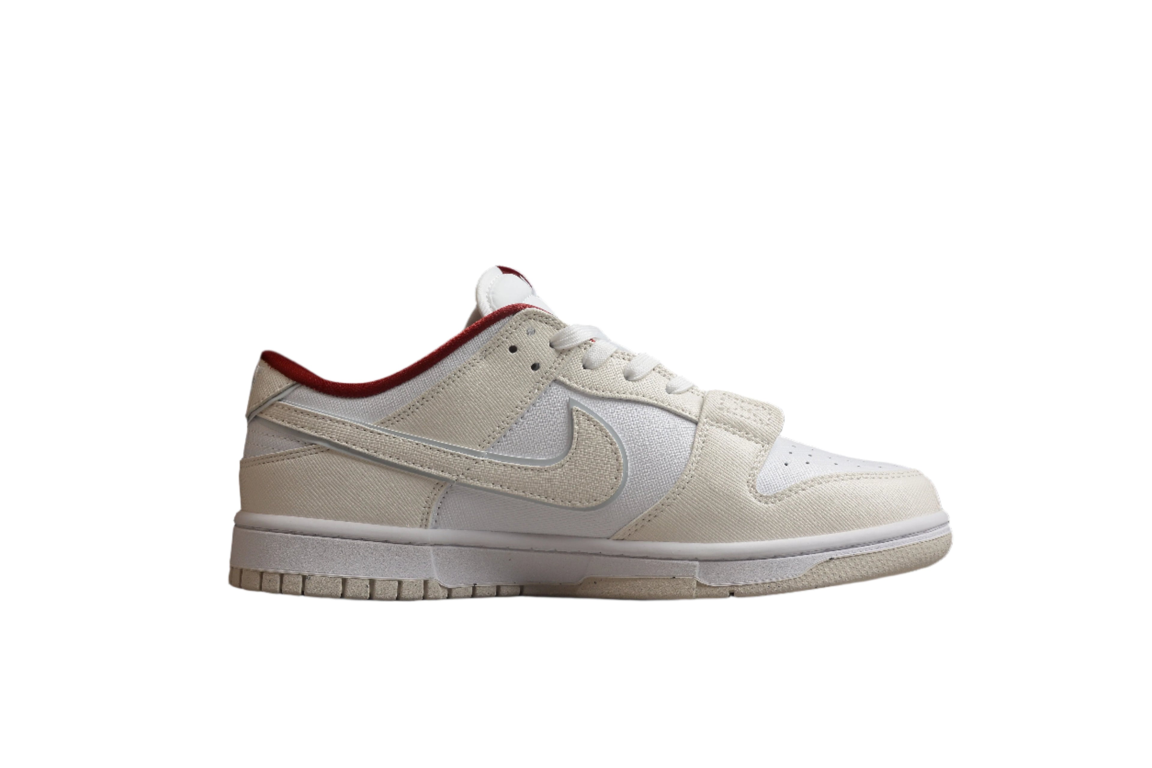 Nike Dunk Low  SB Beige