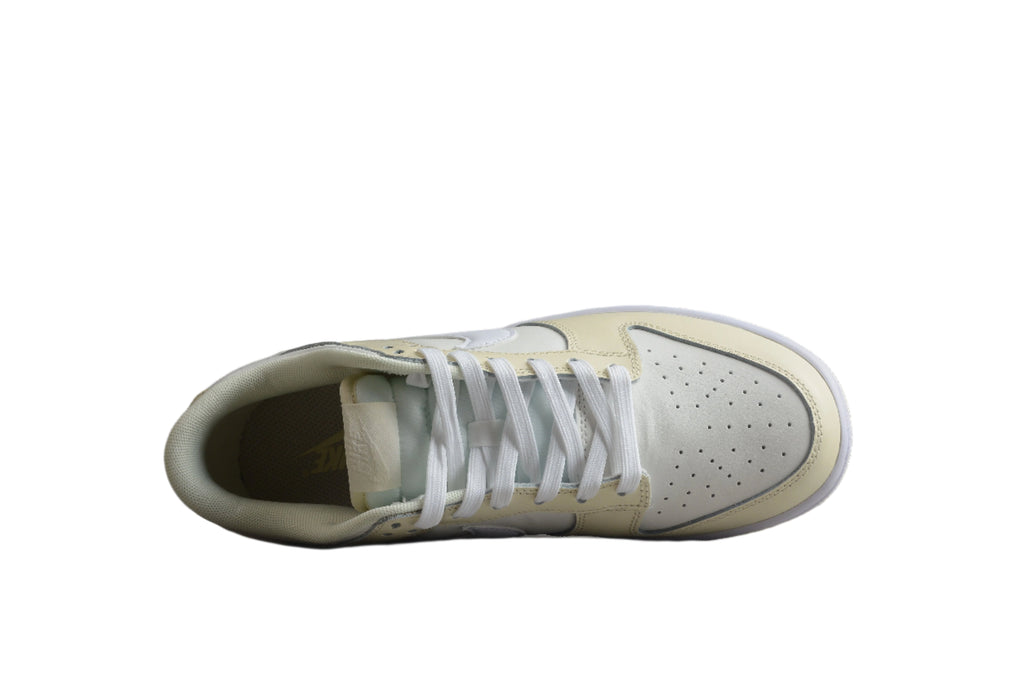 Nike Dunk Low SB Light Yellow
