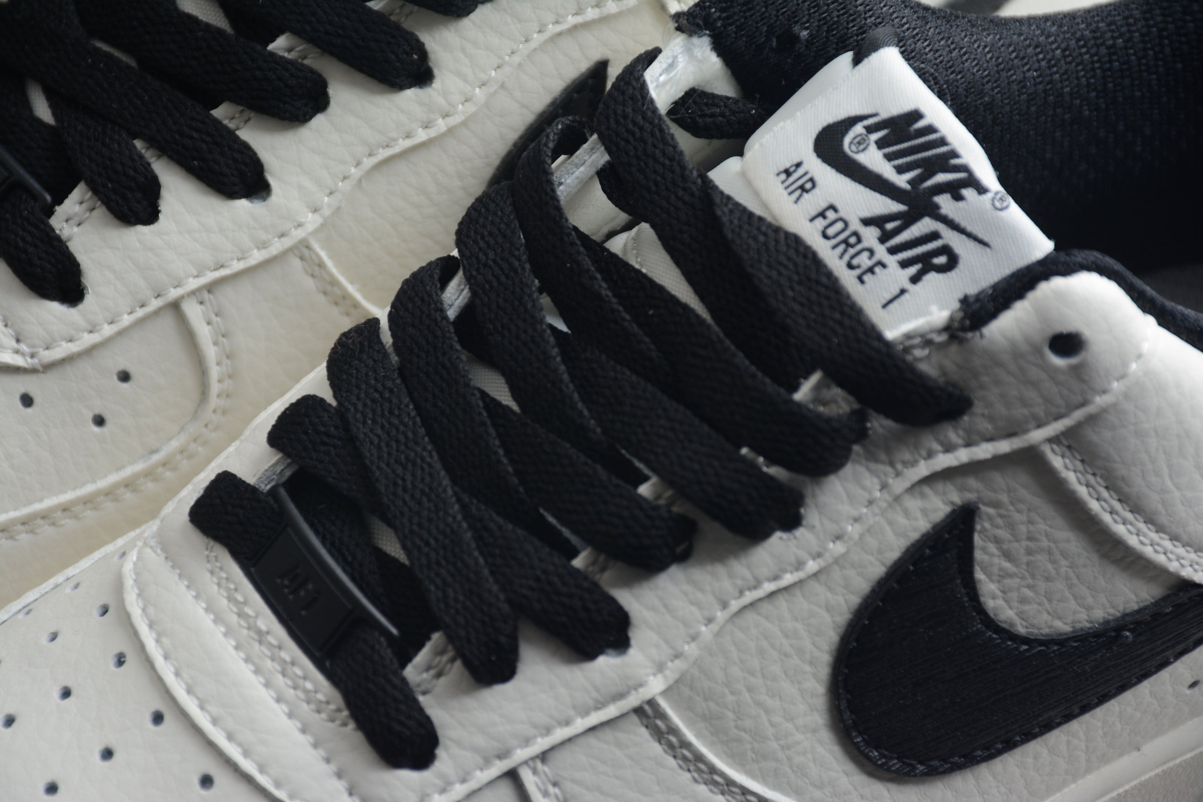 Nike Air Force One White / Black