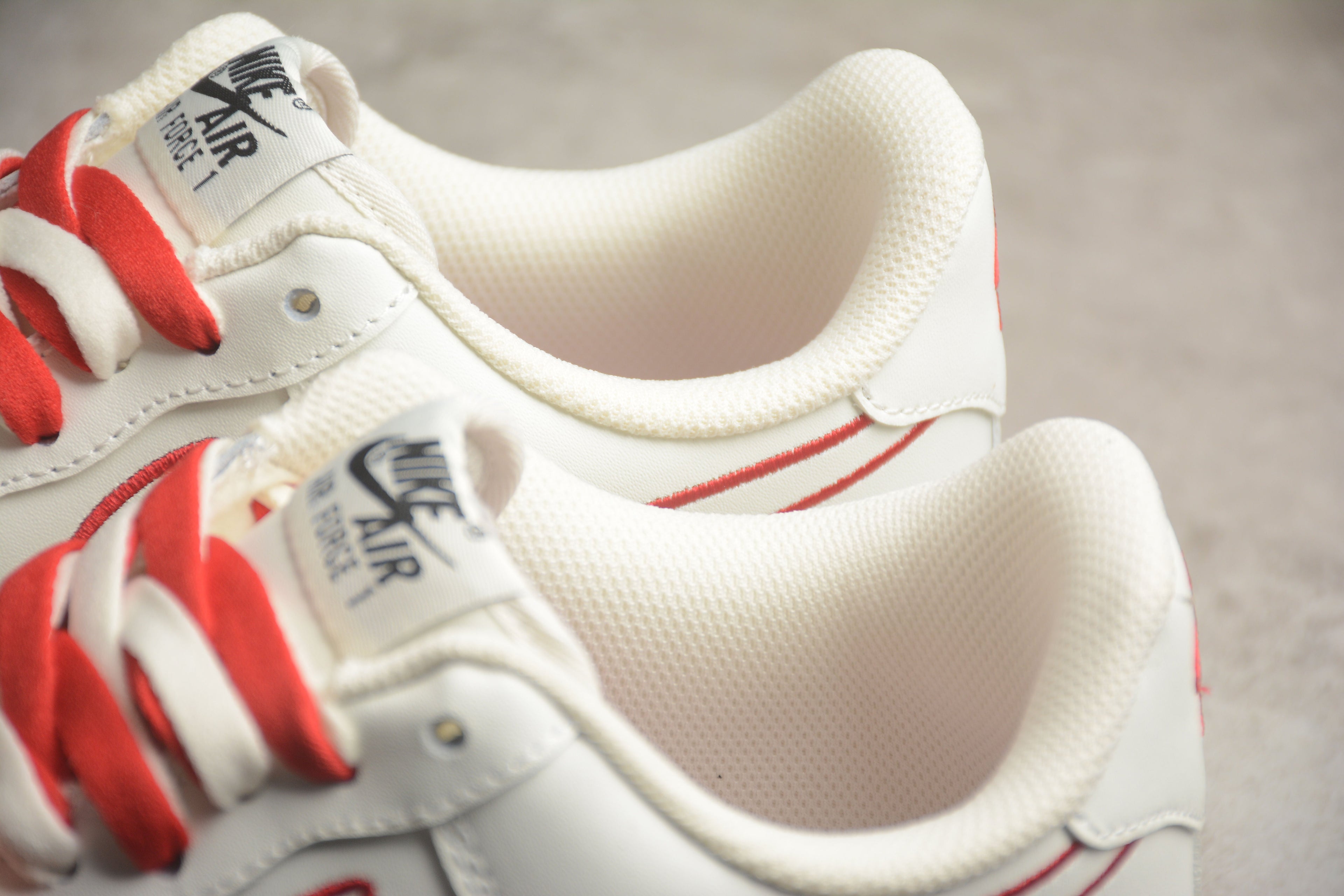 Nike Air Force One White / Red