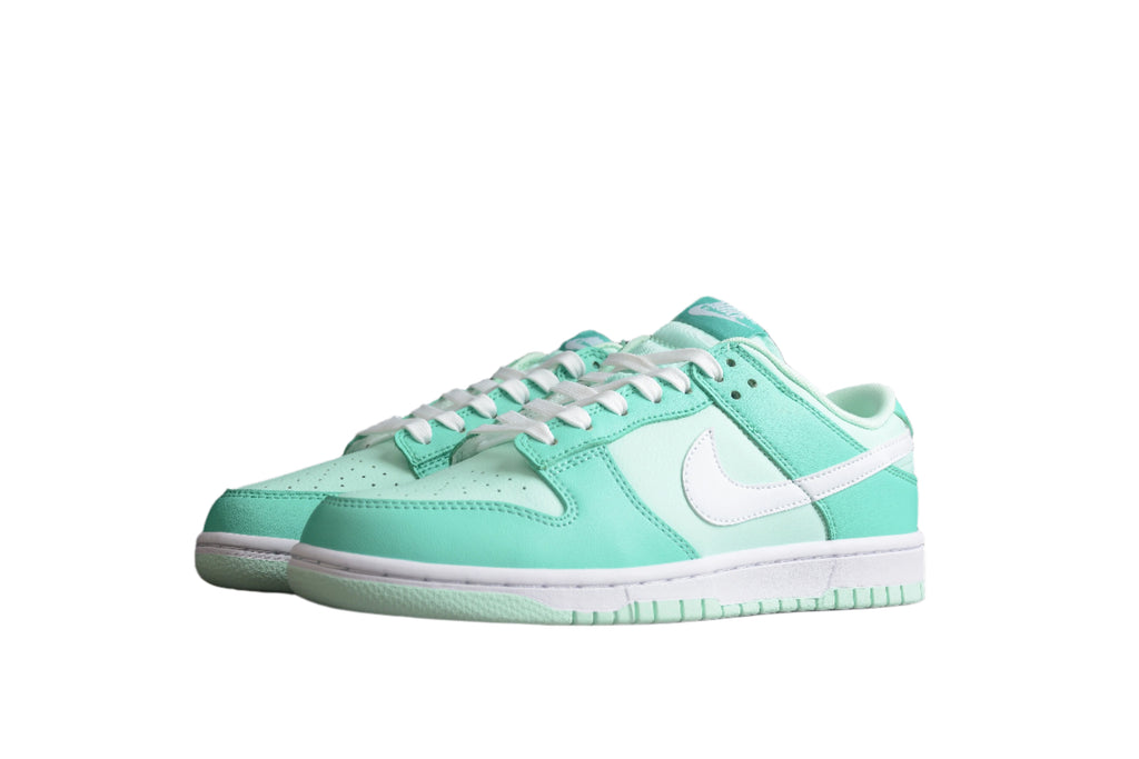 Nike Dunk Low SB Light Menta