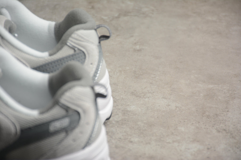 New Balance 530 Grey / White