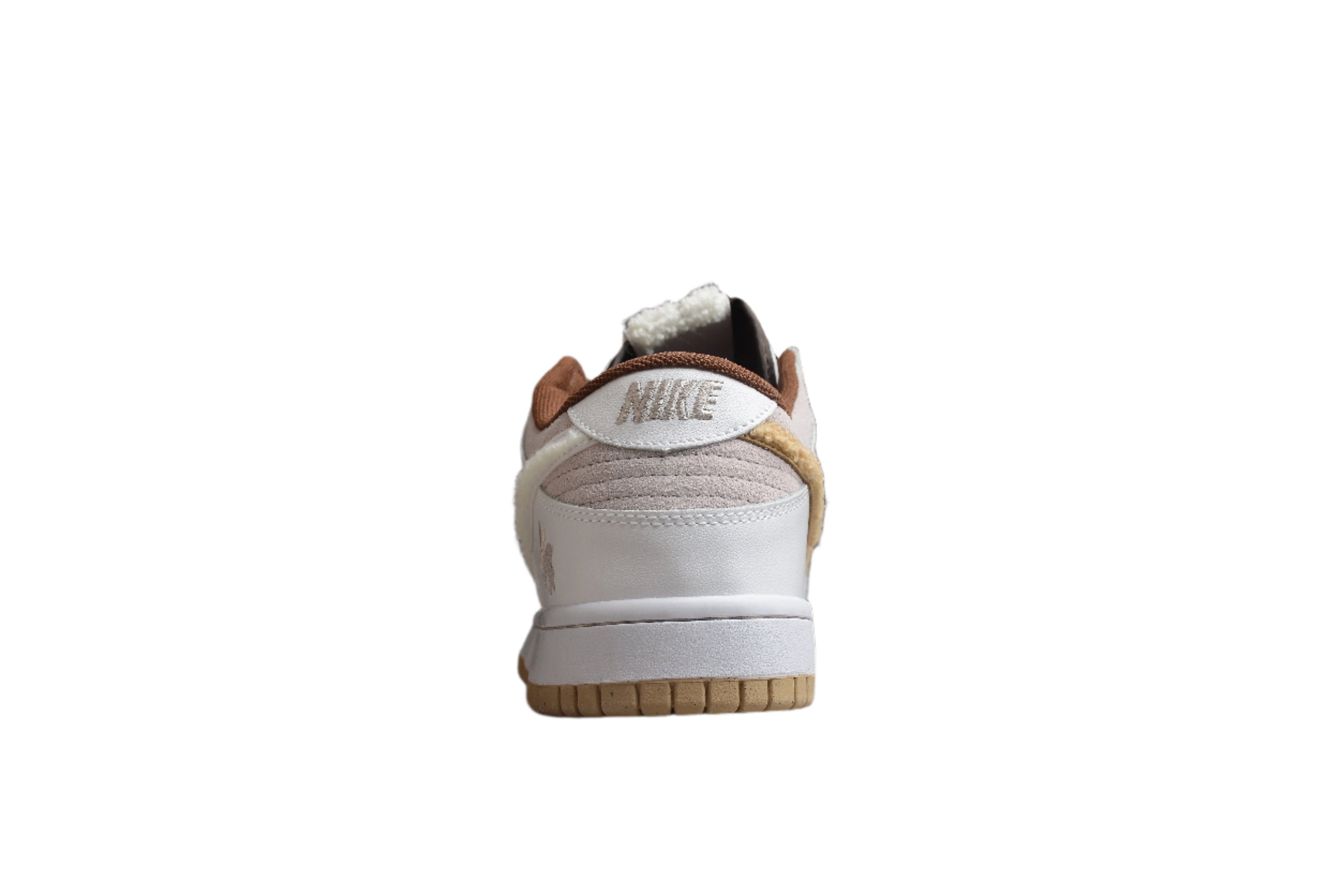 Nike Dunk Low Mocha Brown