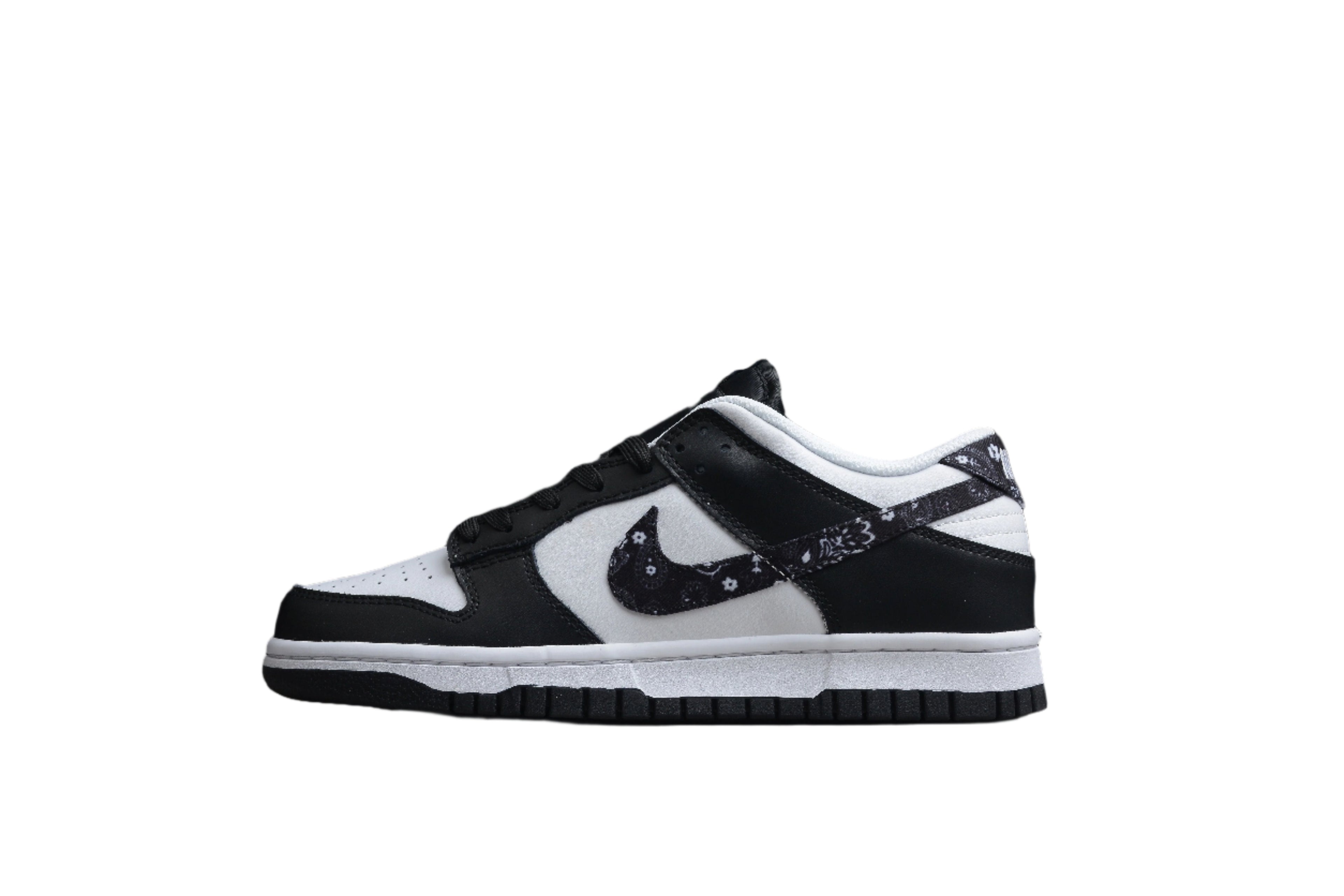 Nike Dunk Low White / Black