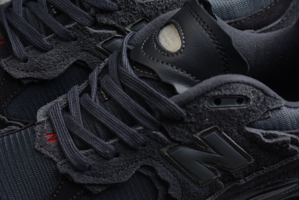 New Balance 2002R Black