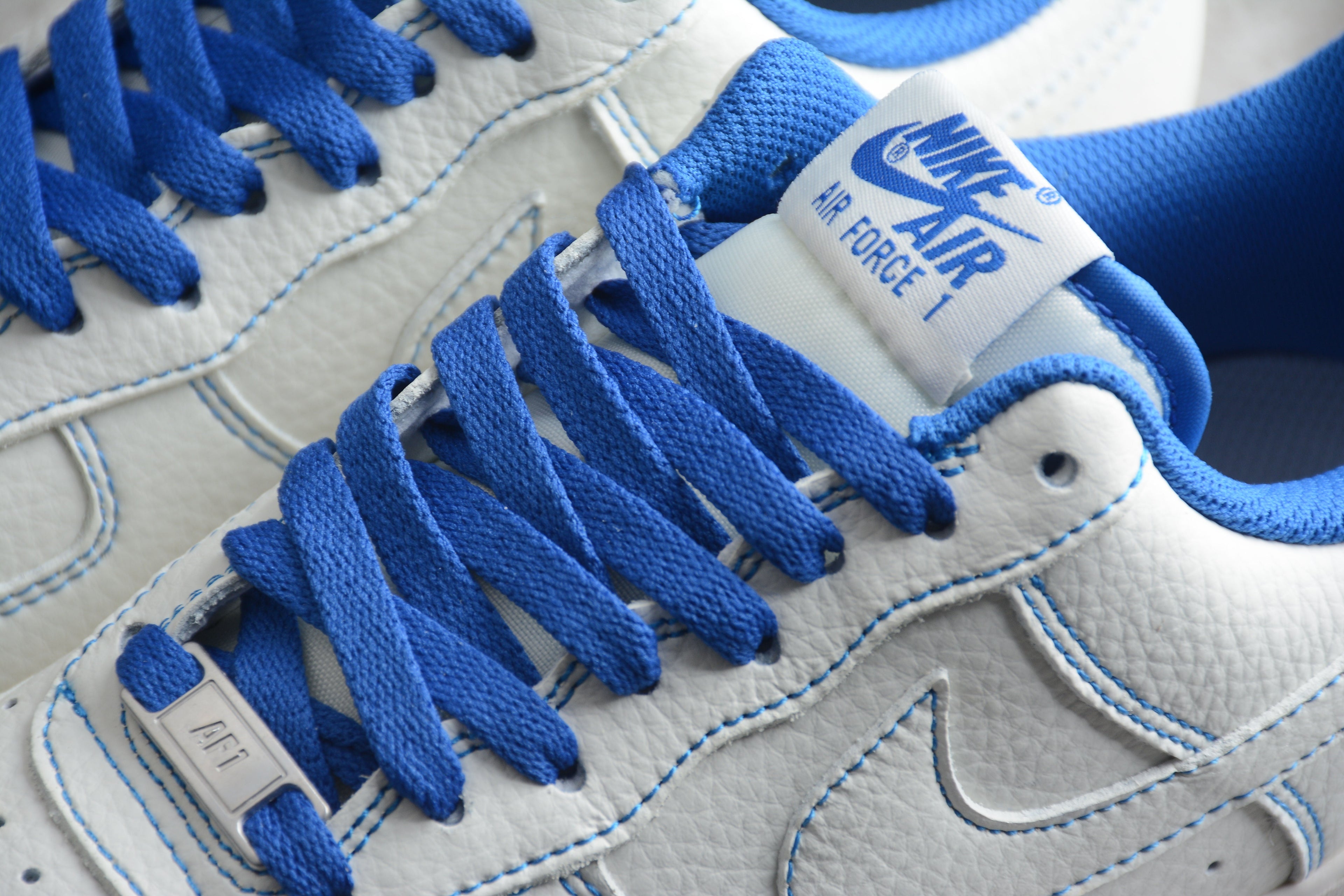 Nike Air Force One White / Bue