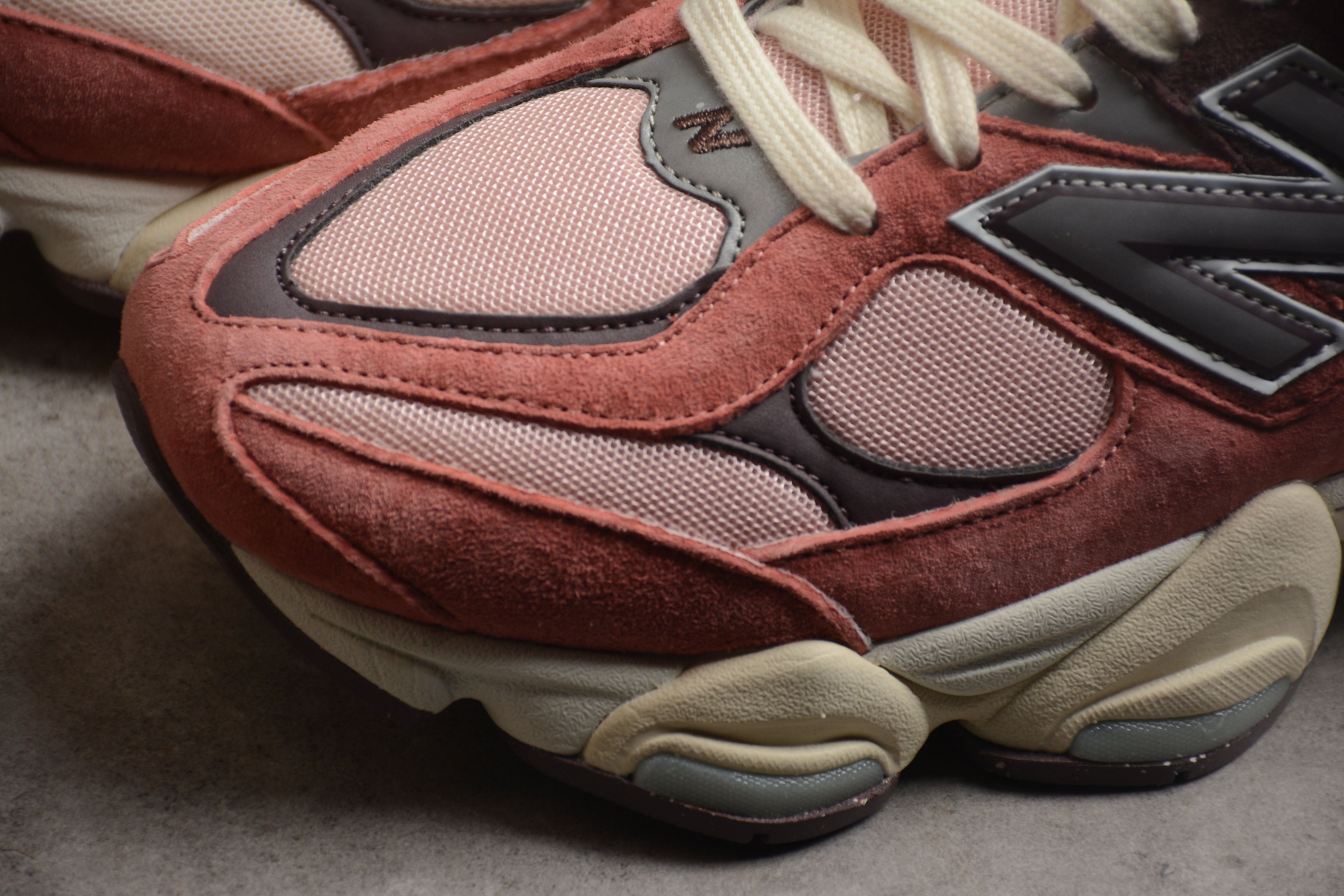 New Balance 9060 Sea Salt Cherry Blossom