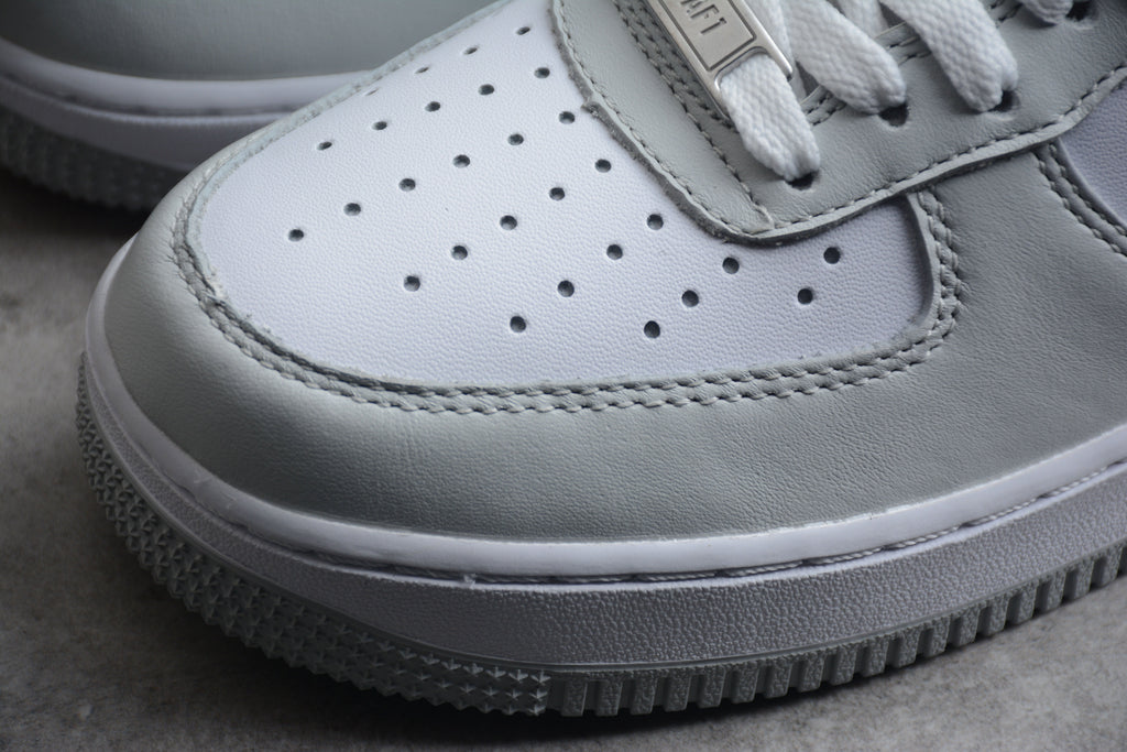 Nike Air Force One White / Light Grey