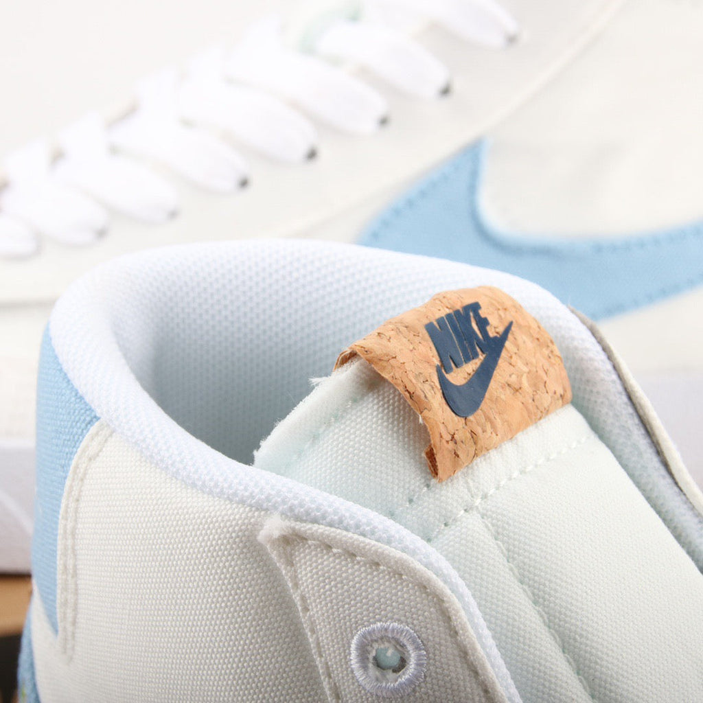 Nike Blazer Mid 77 White / Light Blue