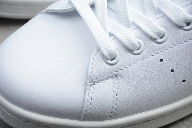 Adidas Stan Smith White / Light Black